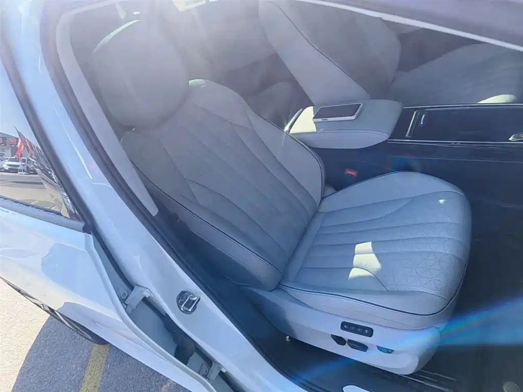 Volkswagen ID.6 X 2023 Ultimate Smart Long Range Edition фото 25