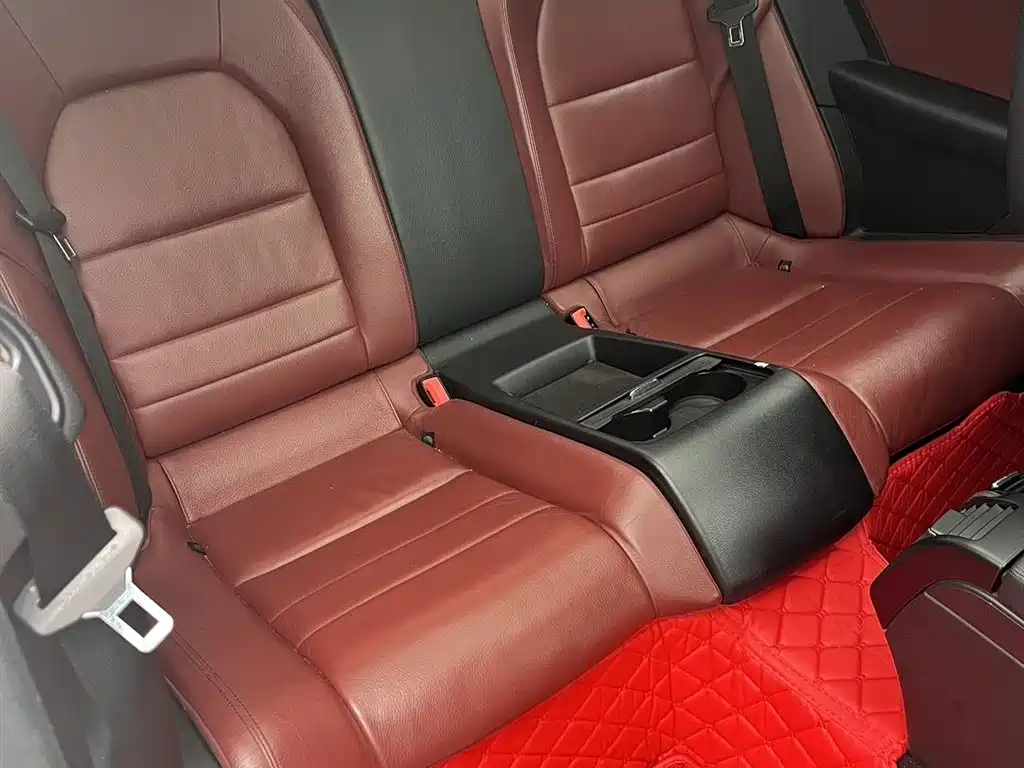 Mercedes-Benz E-Class (Import) 2010 E 260 CGI Coupe фото 3