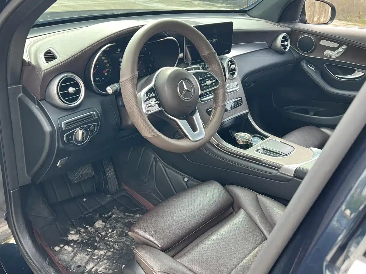Mercedes-Benz GLC 2022 Model GLC 260 L 4MATIC Luxury Edition фото 5