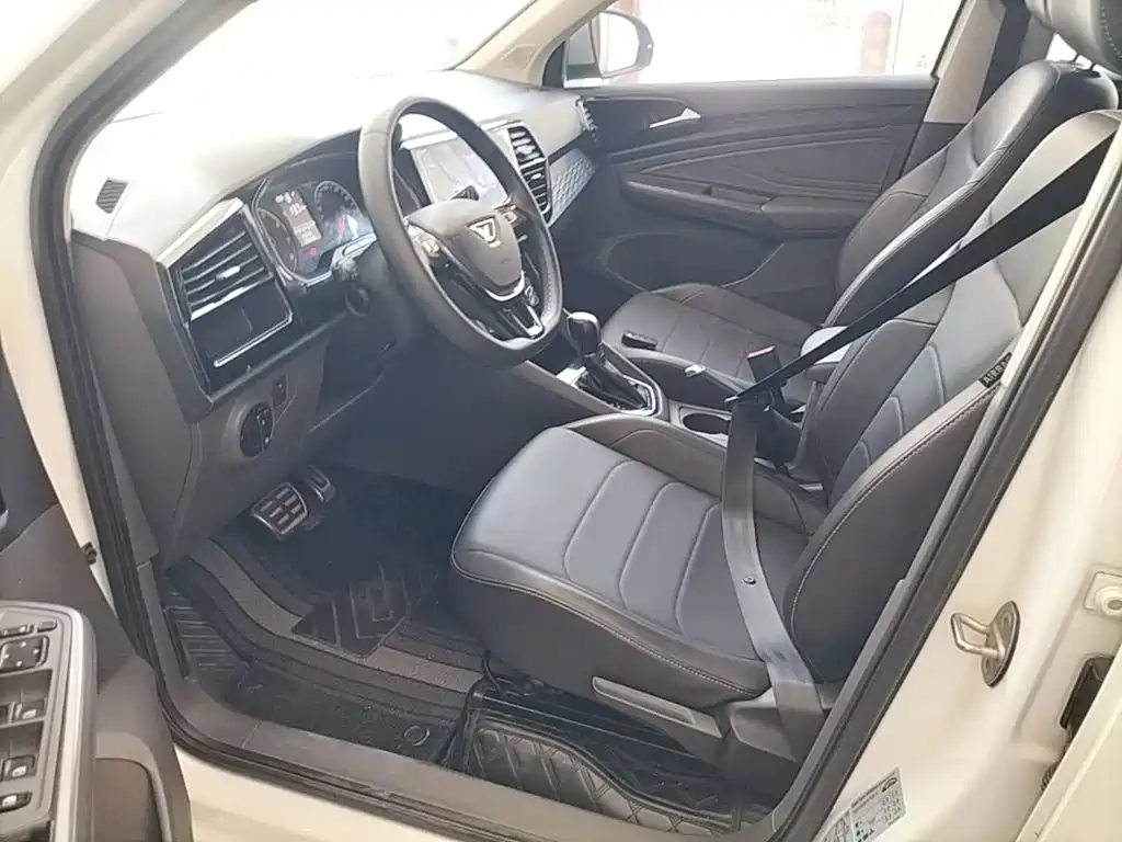 Фото 15 - Jetta VS5
