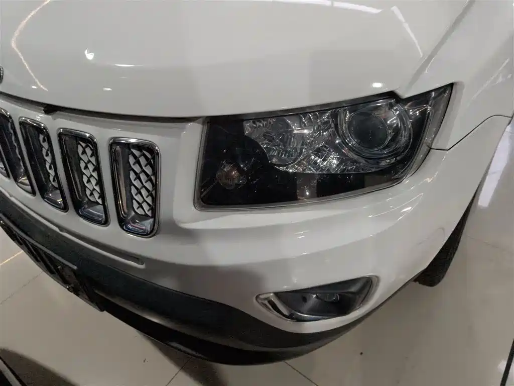 Jeep Compass (Import) 2015 2015 2.0L 2WD Luxury