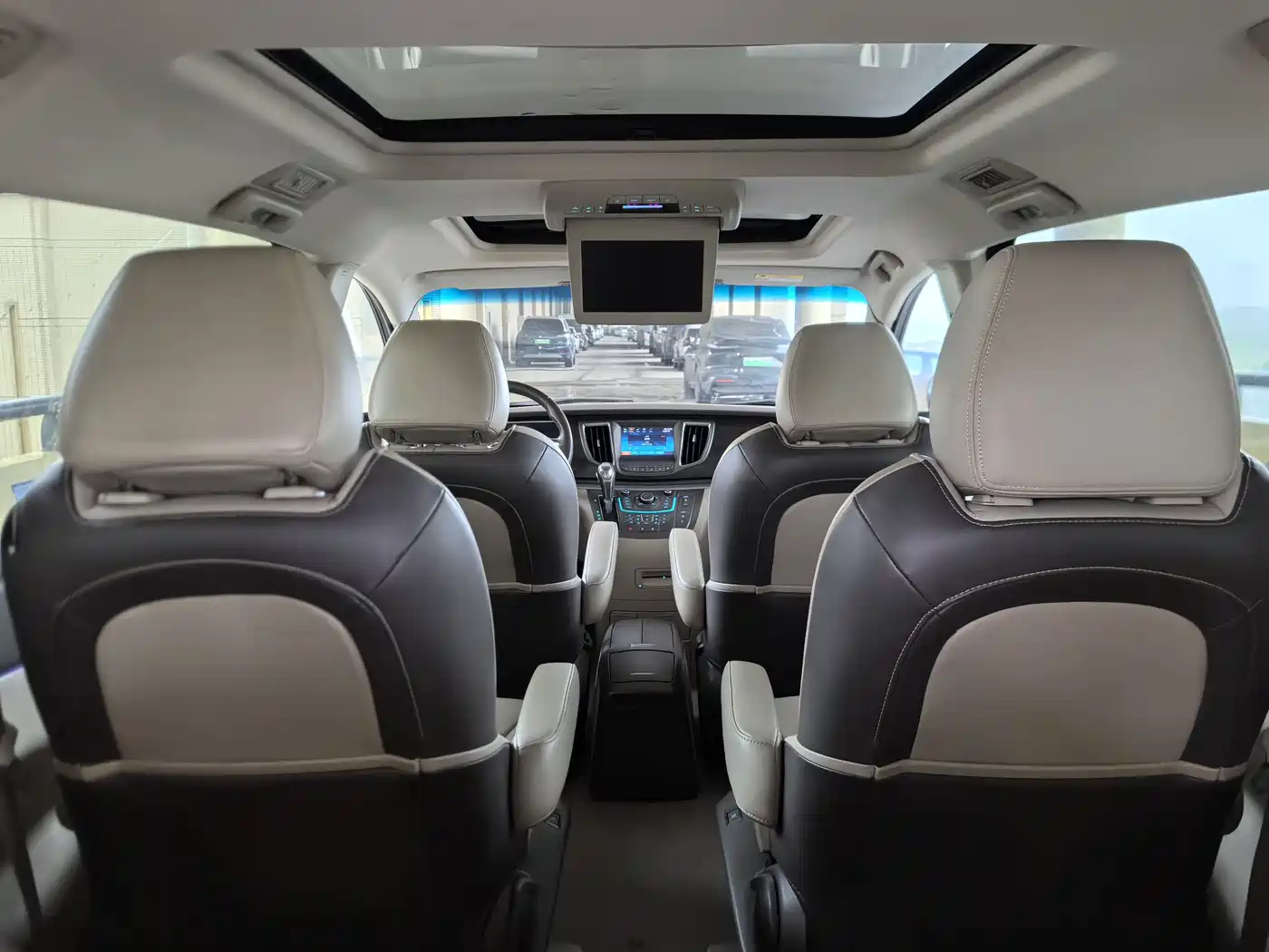 Buick GL8 2014 3.0L XT Luxury Business Flagship фото 57