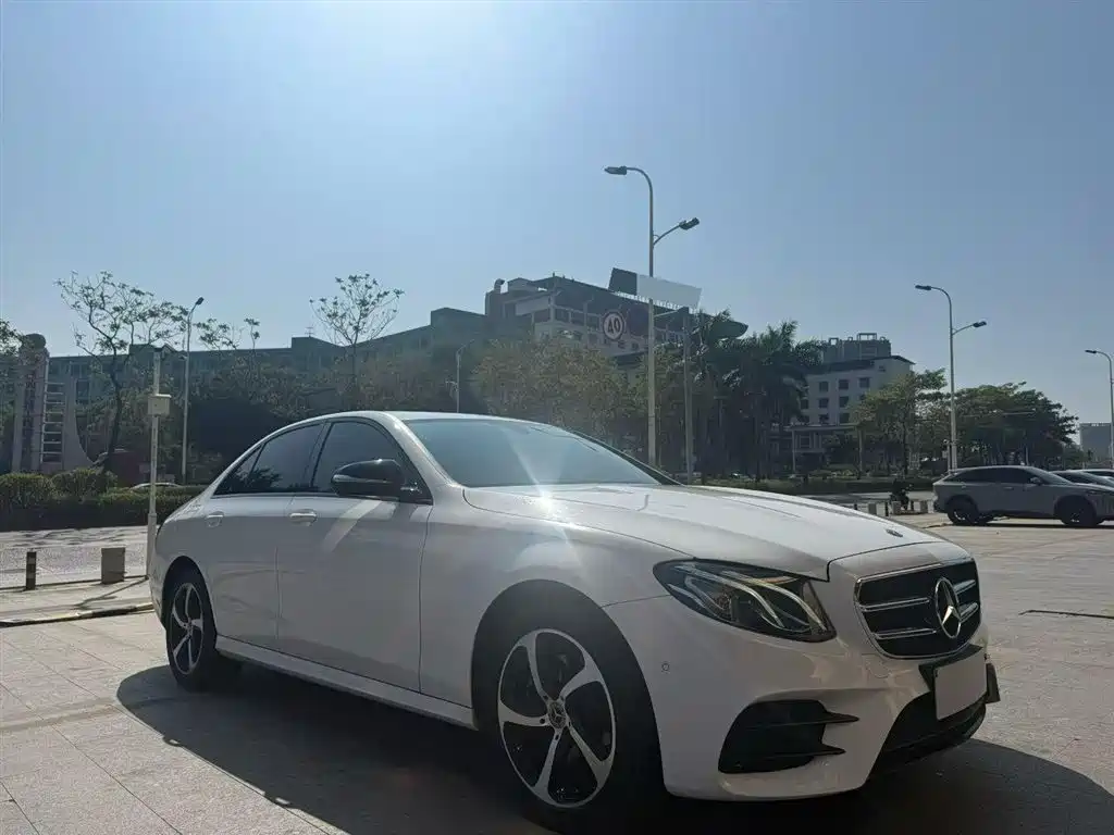 Mercedes-Benz E-Class 2018 E 200 Sport фото 3