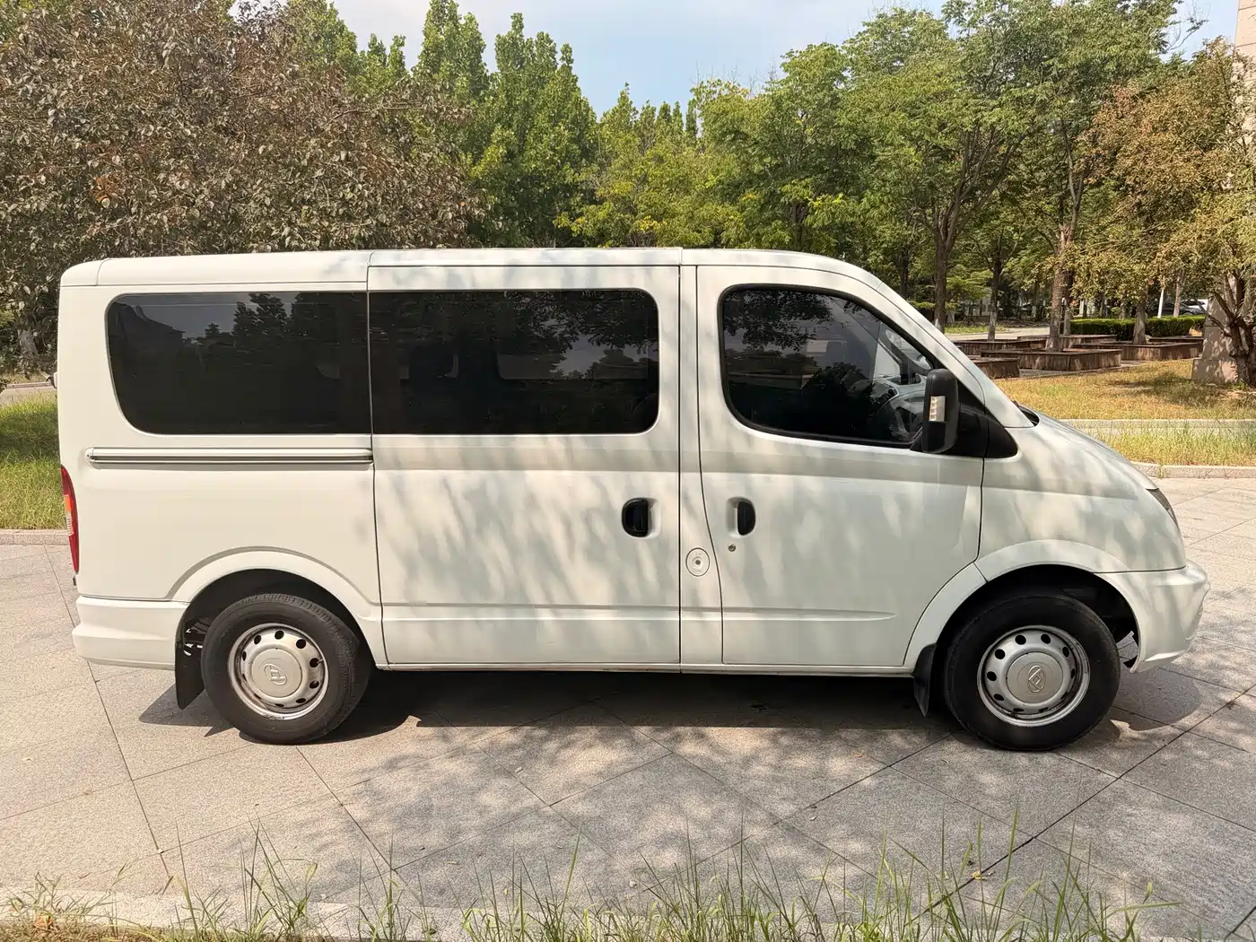 Photo 12 - SAIC Maxus Xintu V80