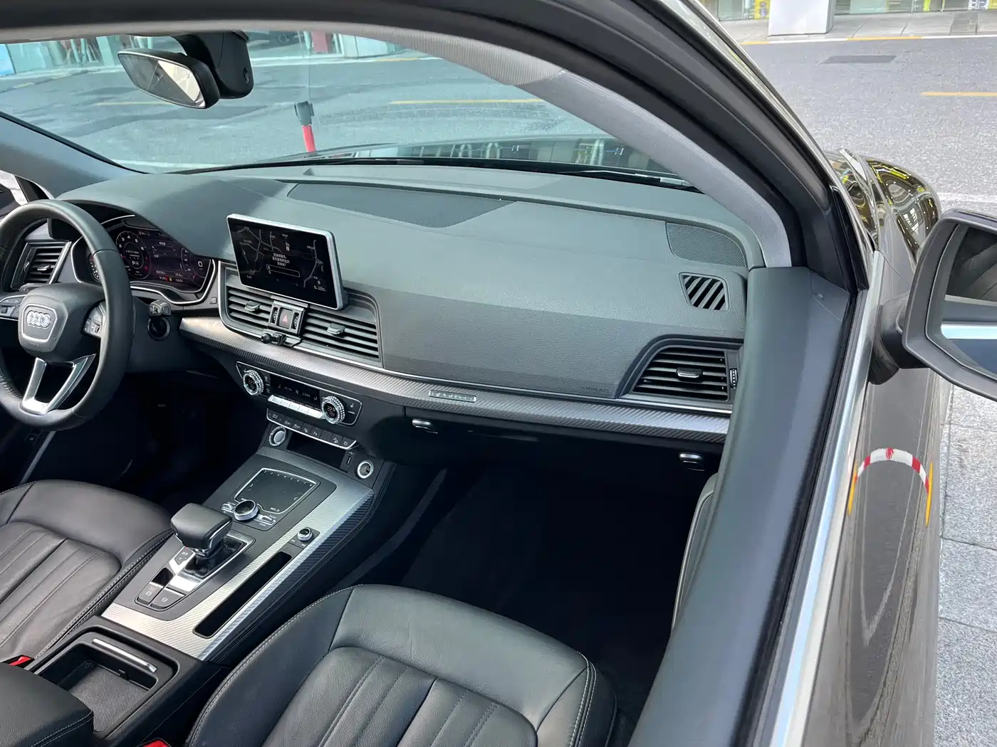 Audi Q5L 2020 45 TFSI Exclusive Fashion фото 18