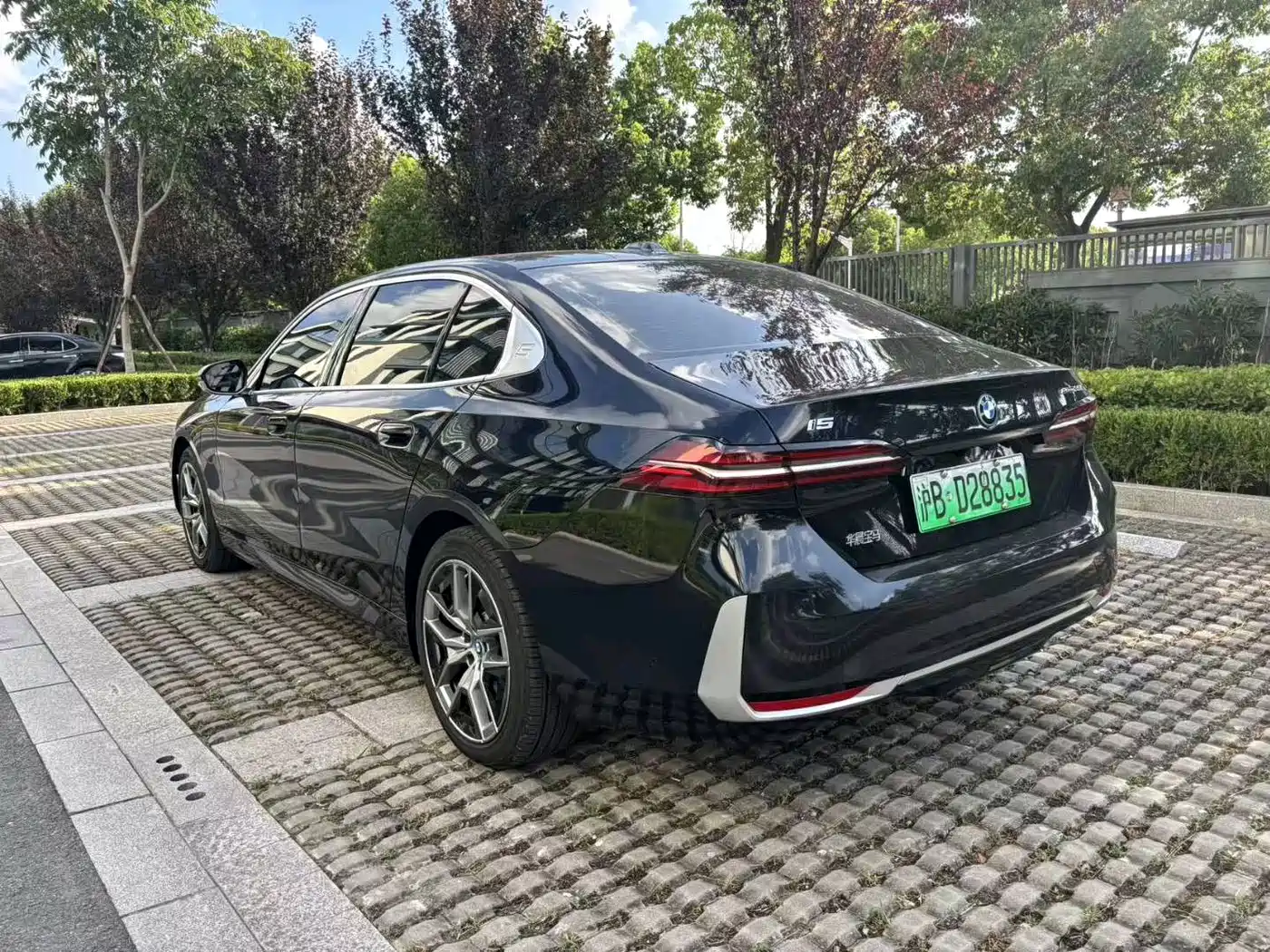 BMW i5 2025 2024 eDrive 35L Premium Luxury Package