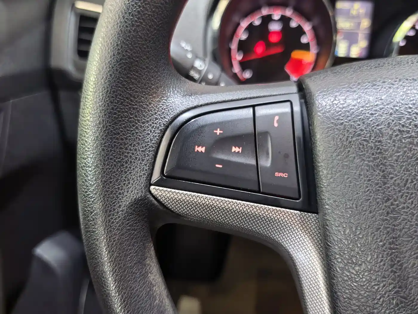 MG MG5 2013 2012 1.5L Automatic Luxury Edition