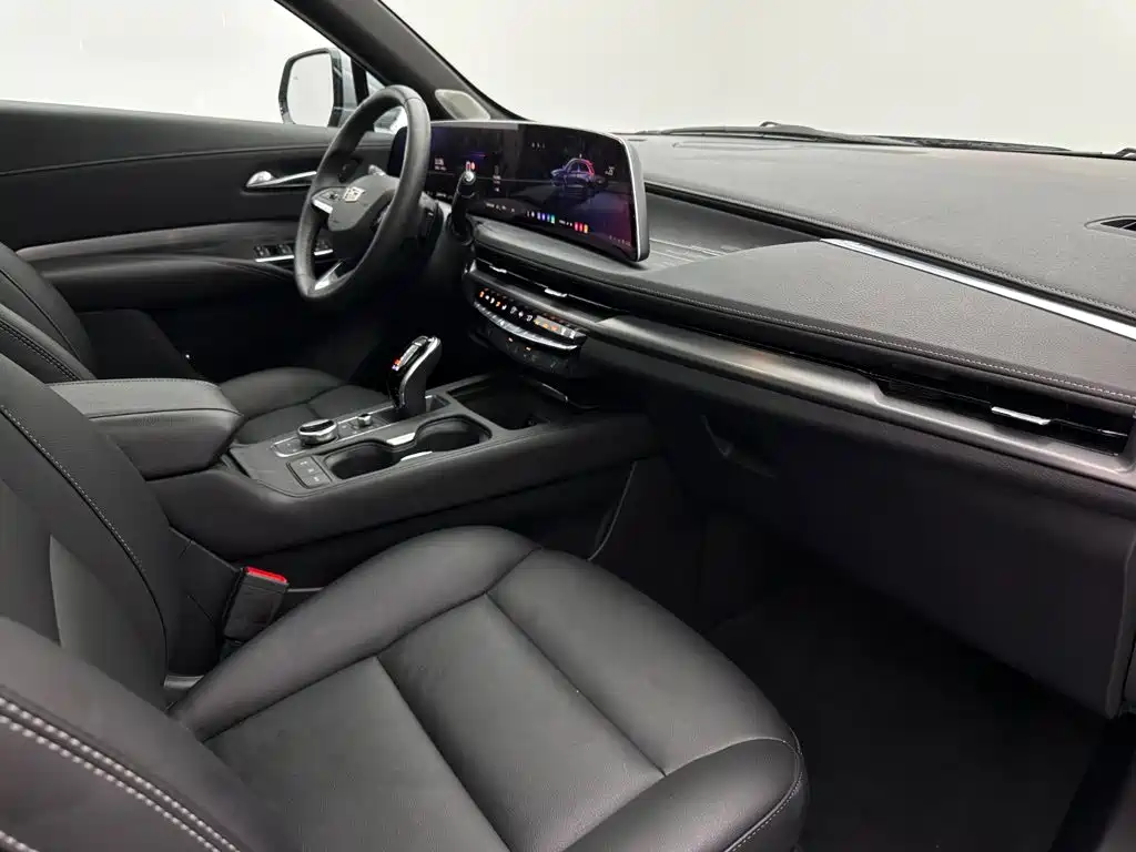 Cadillac XT4 2024 2024 28T 2WD Luxury