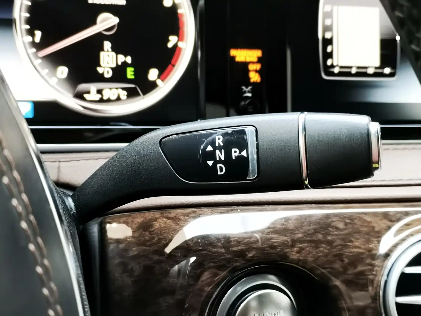 Mercedes-Benz S-Class 2016 S 320 L Business Edition фото 16