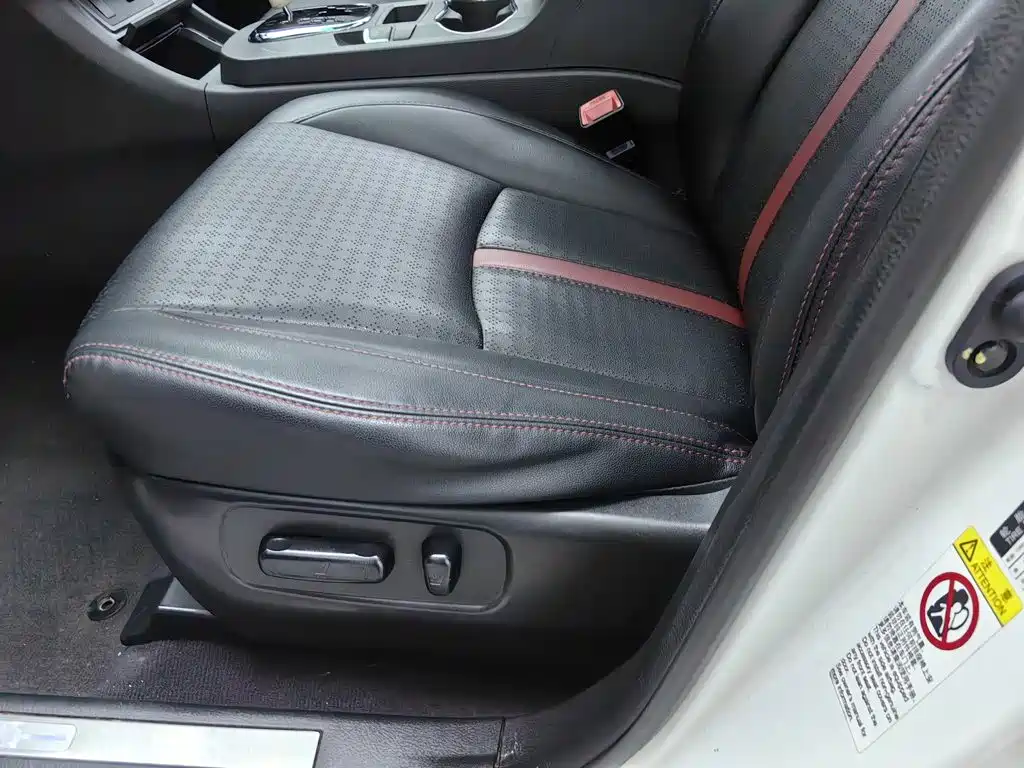 BYD S7 2015 2015 2.0T Automatic Flagship Model