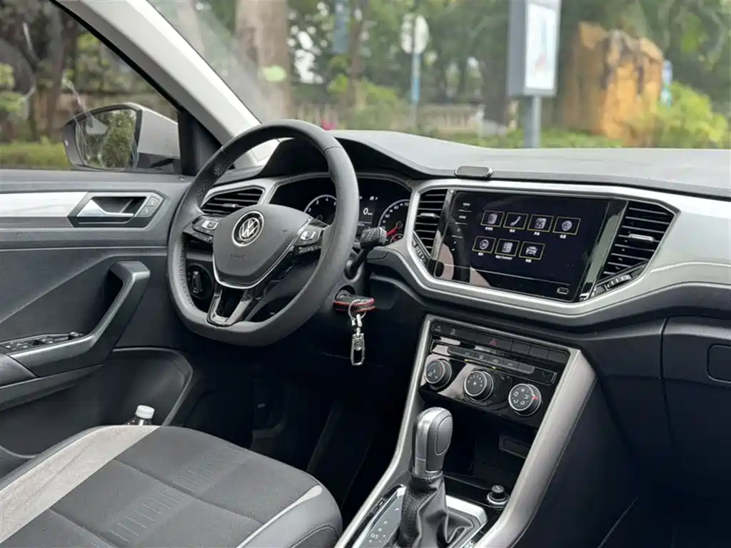 Volkswagen T-ROC 2021 Facelift 280TSI DSG 2WD Elite Smart Connect Edition фото 23