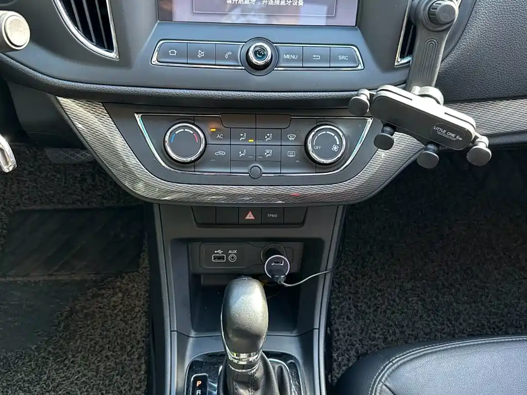 Roewe 360 2016 2015 1.5L Automatic Luxury