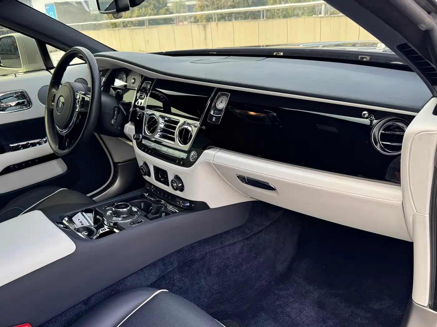 Rolls-Royce Wraith 2018 2017 6.6T Black Badge Edition