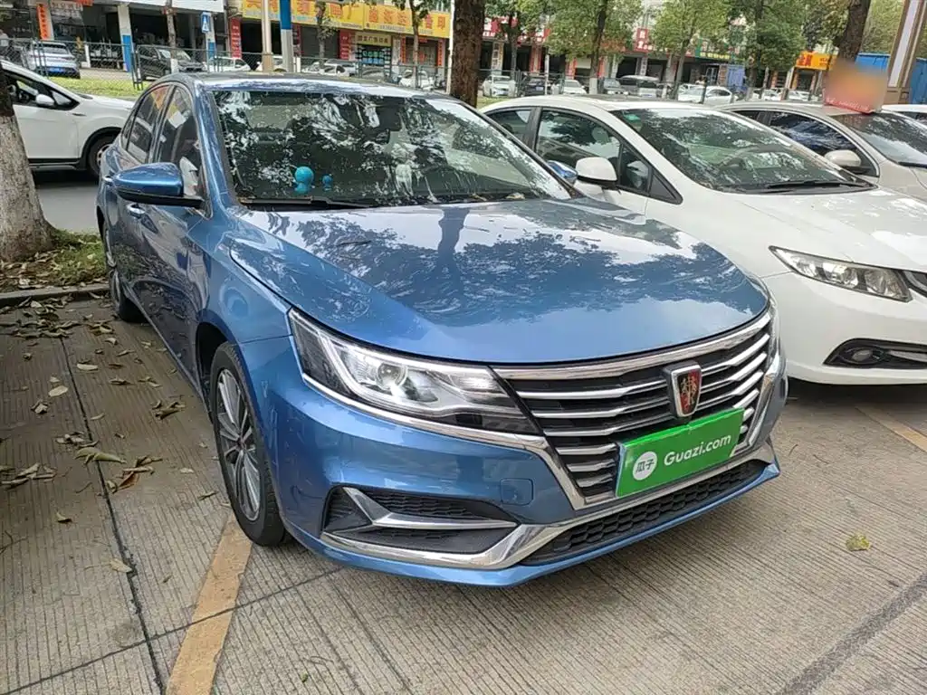 Roewe i6 2020 2020 PLUS 1.6L CVT 4G Connected Glory Flagship Edition