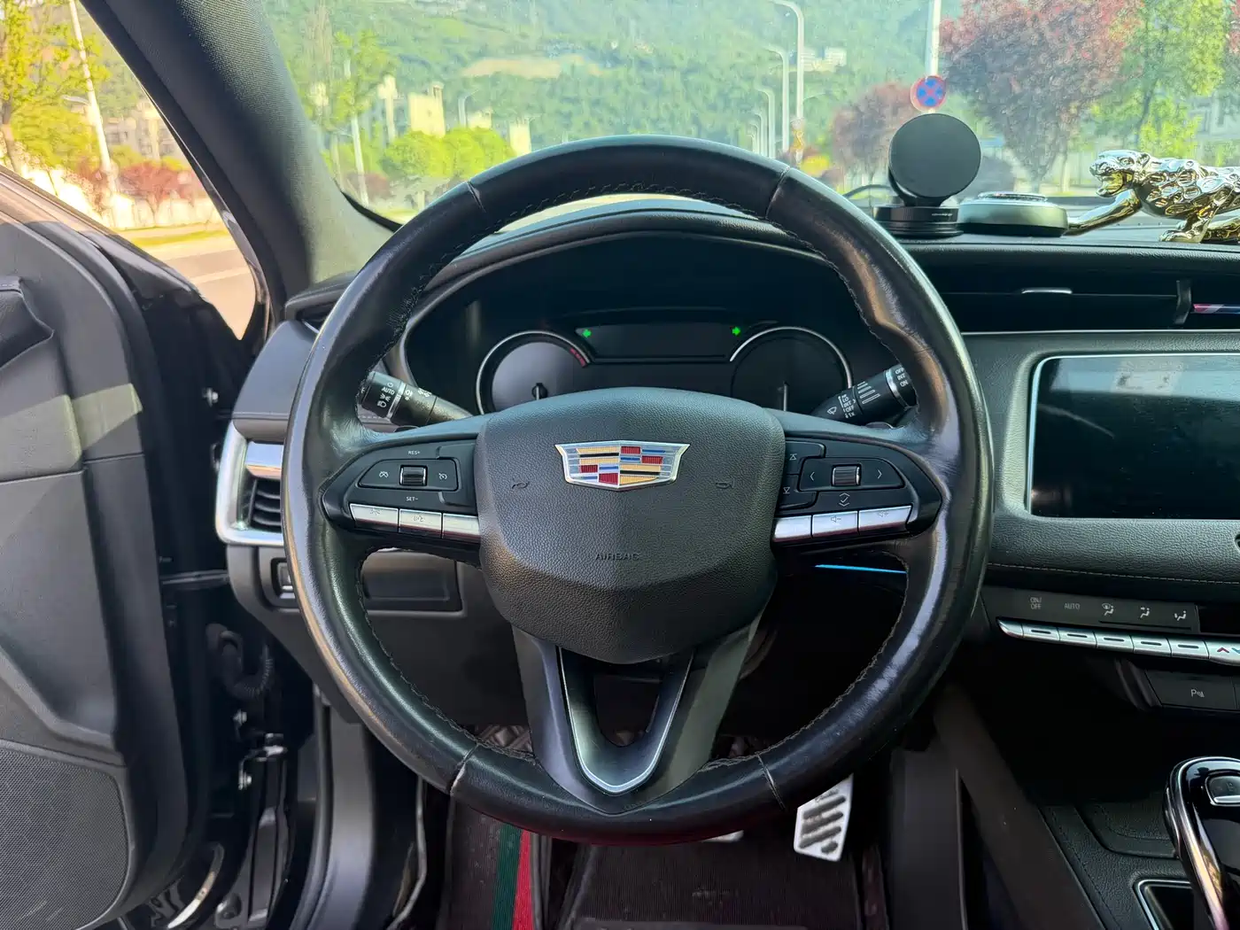Cadillac XT4 2021 28T FWD Technology Edition фото 10
