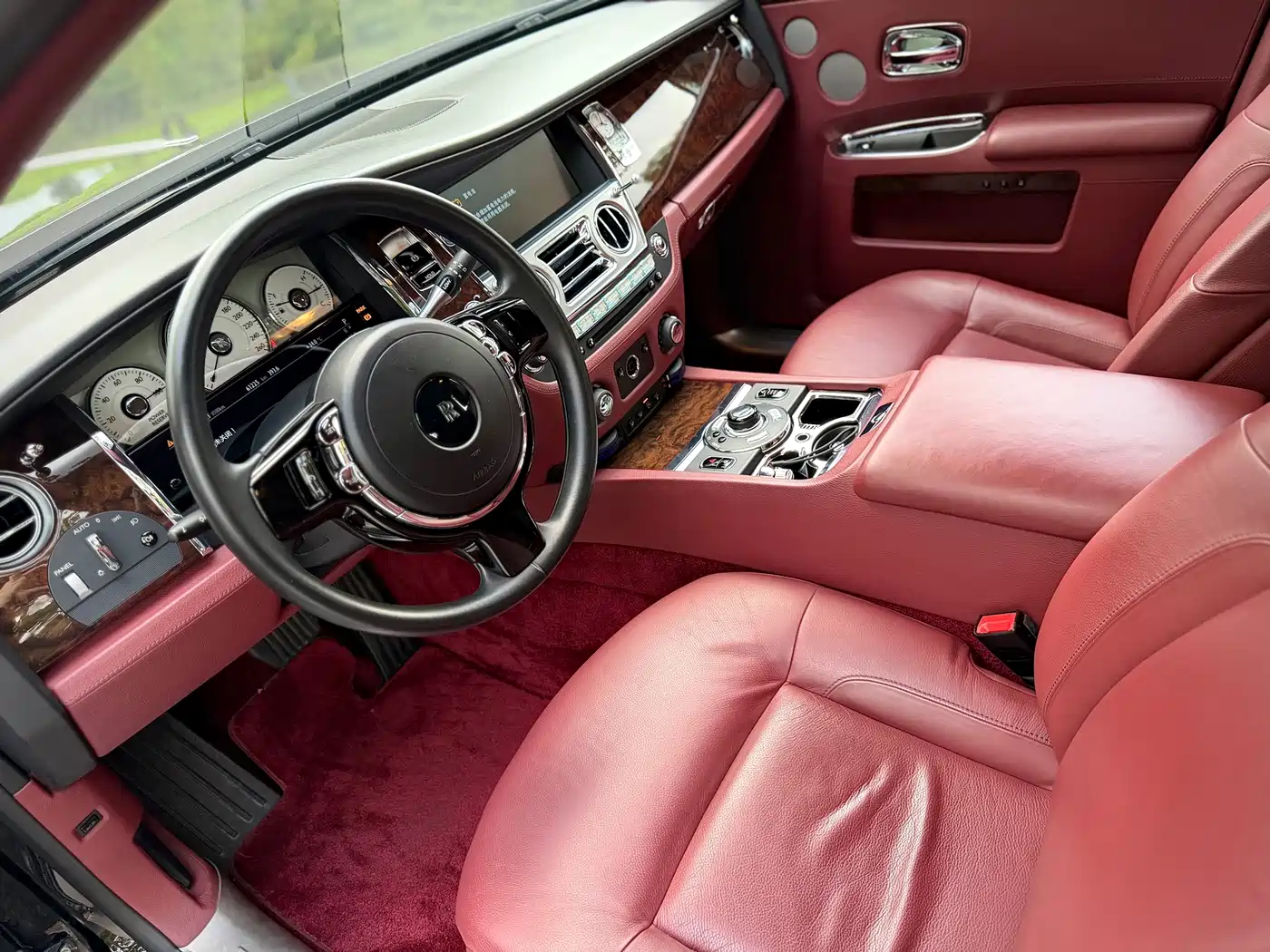 Rolls-Royce Ghost 2012 2010 Model 6.6T Standard
