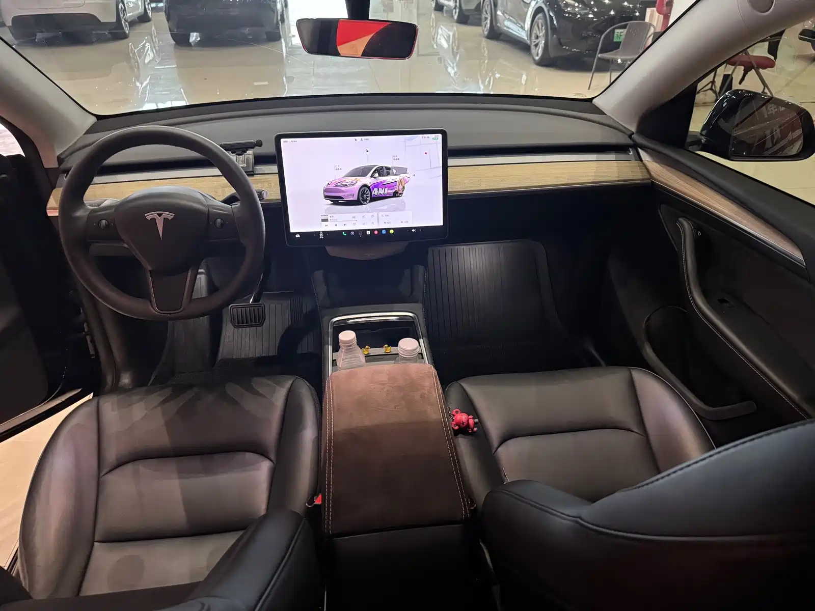 Фото 8 - Tesla Model Y