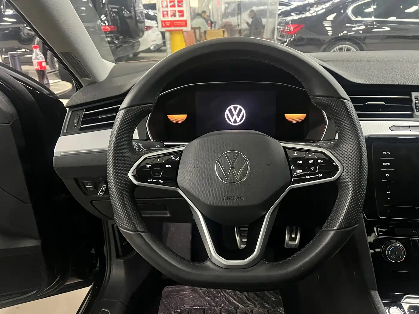 Volkswagen Magotan 2023 2 Million Units Commemorative Edition 280TSI DSG Comfort фото 10