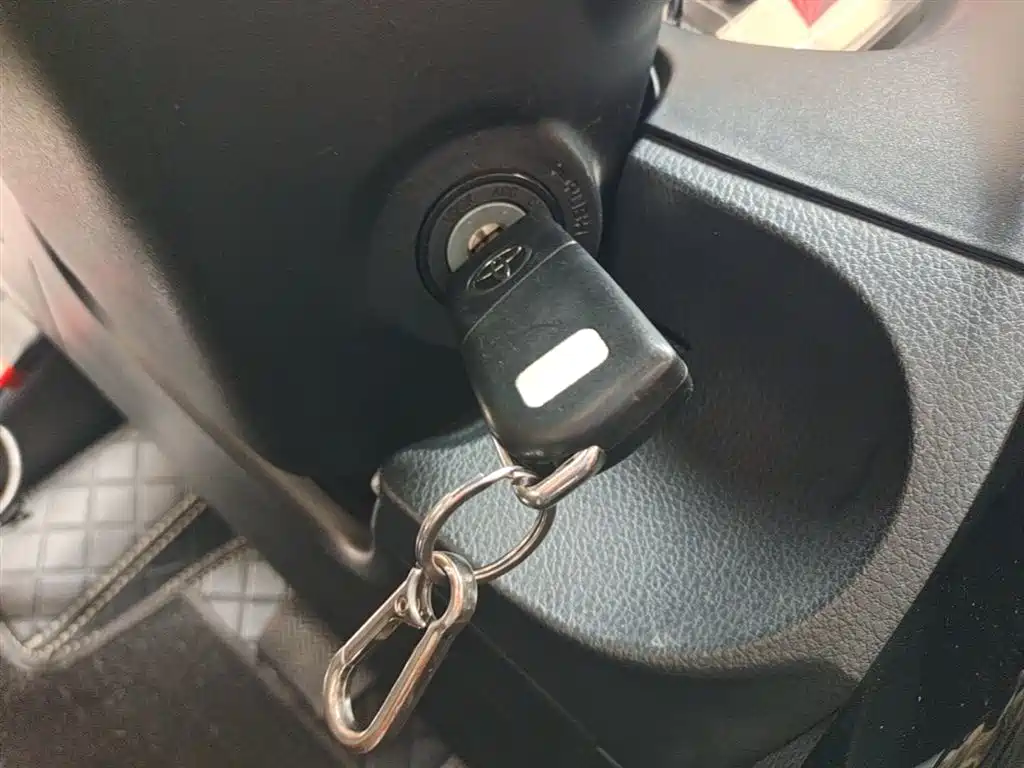 Toyota Levin 2017 Facelift 185T CVT Elite (China V) фото 9