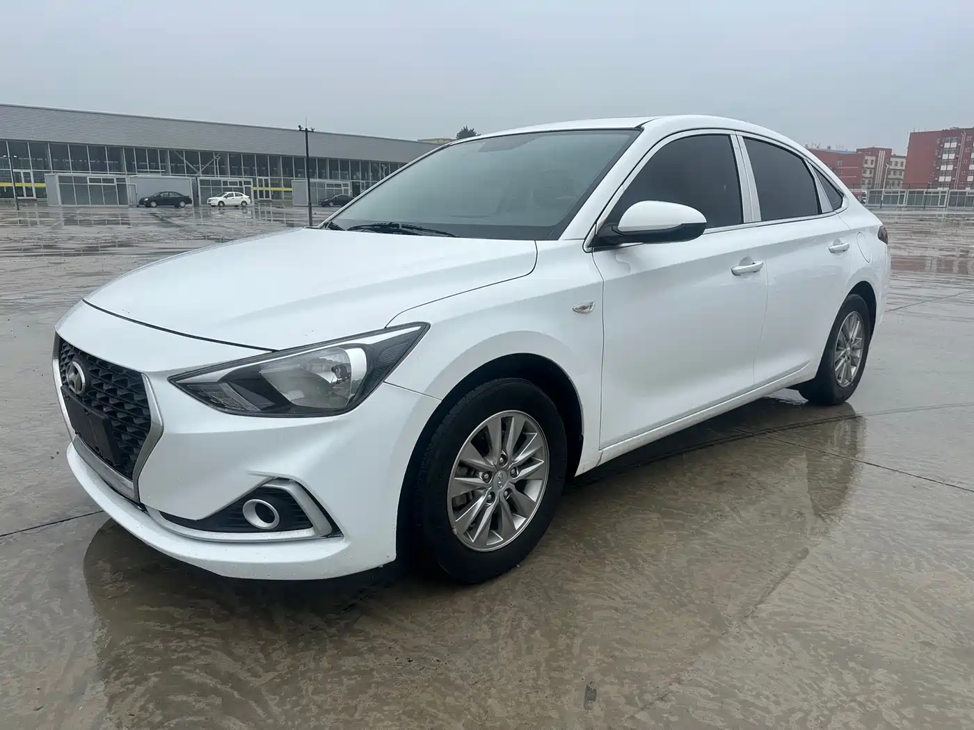 Hyundai Elantra 2017 1.6L Manual GLS Value Edition