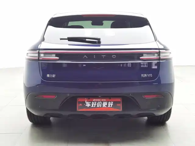 AITO Wenjie AITO M5 2022 Extended Range AWD Ultimate Edition — фото 4