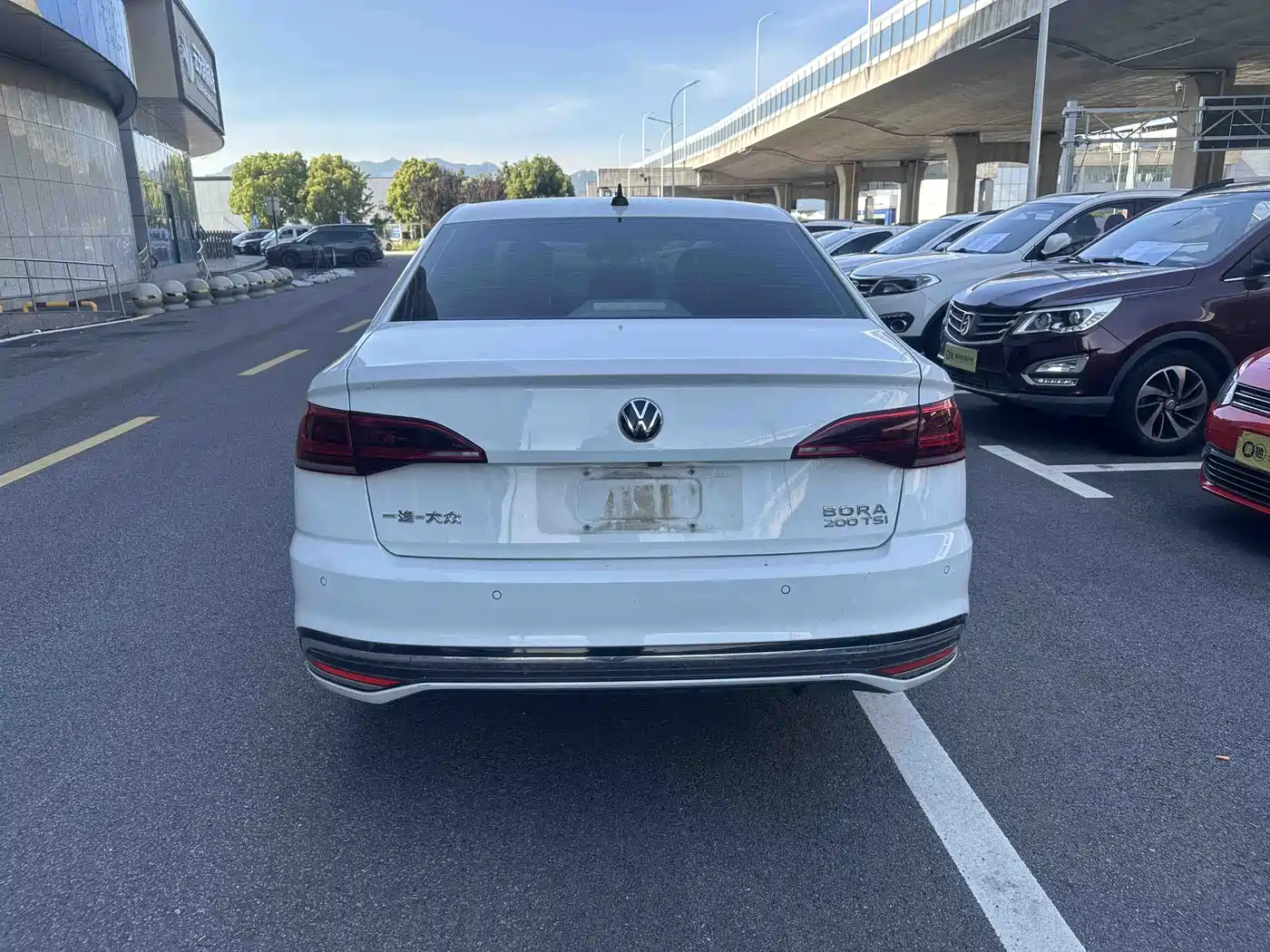 Volkswagen Bora 2023 200TSI DSG Yuexing Edition фото 6