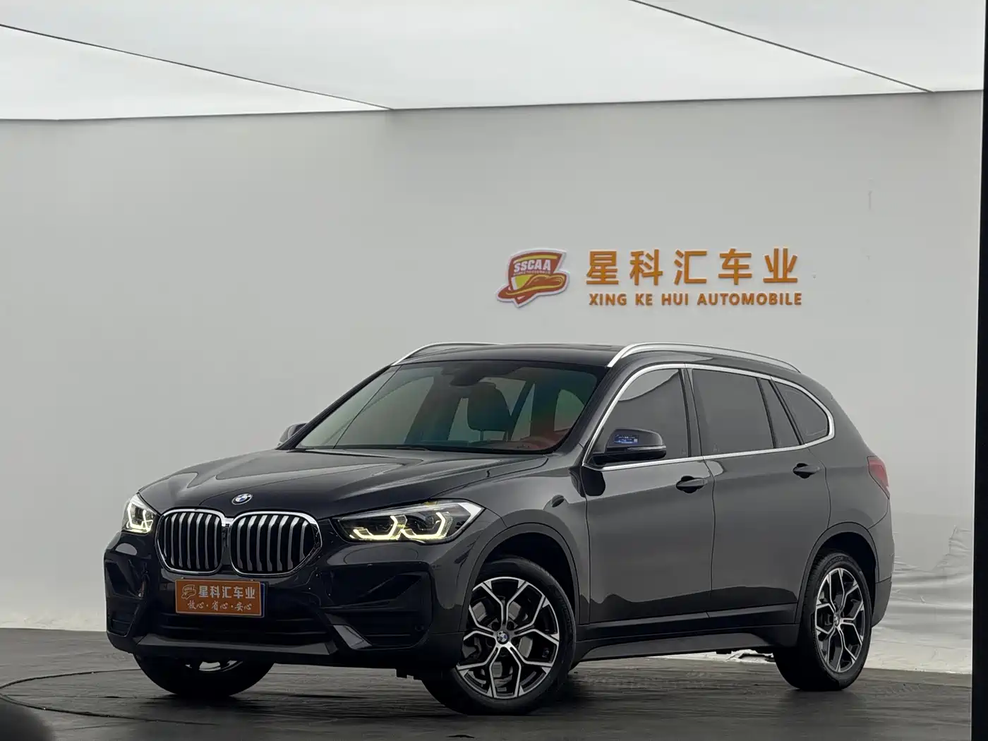 BMW X1 2022 sDrive25Li Leading