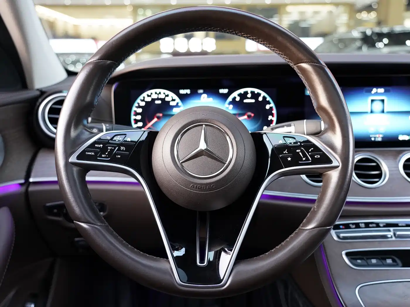 MERCEDES-BENZ E CLASS