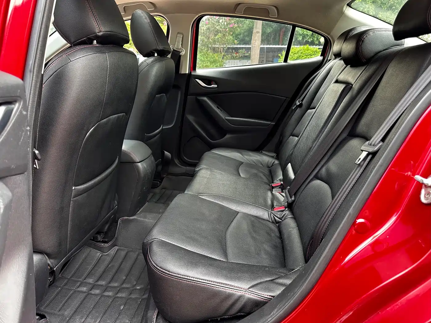 Mazda Mazda 3 2014 2014 Sedan 1.5L Automatic Luxury