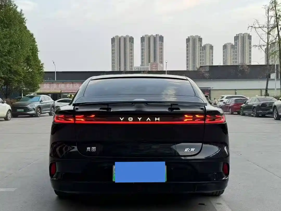 Voyah Auto VOYAH Zhuiguang 2023 4WD Flagship Edition фото 8