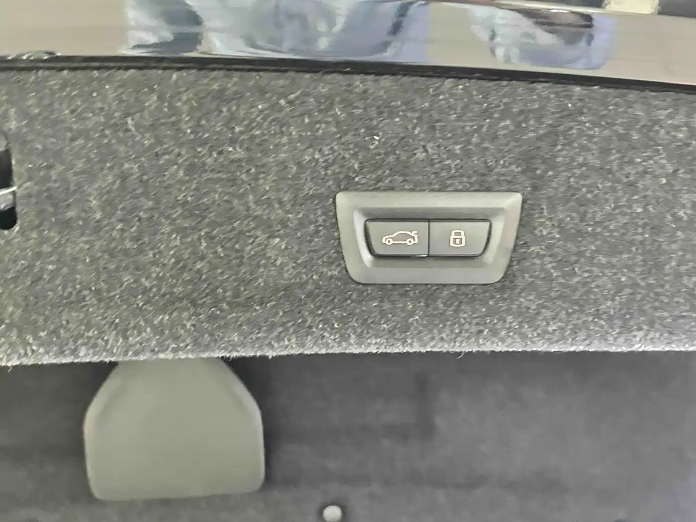 BMW 3 Series 2023 325Li M Sport Package фото 19