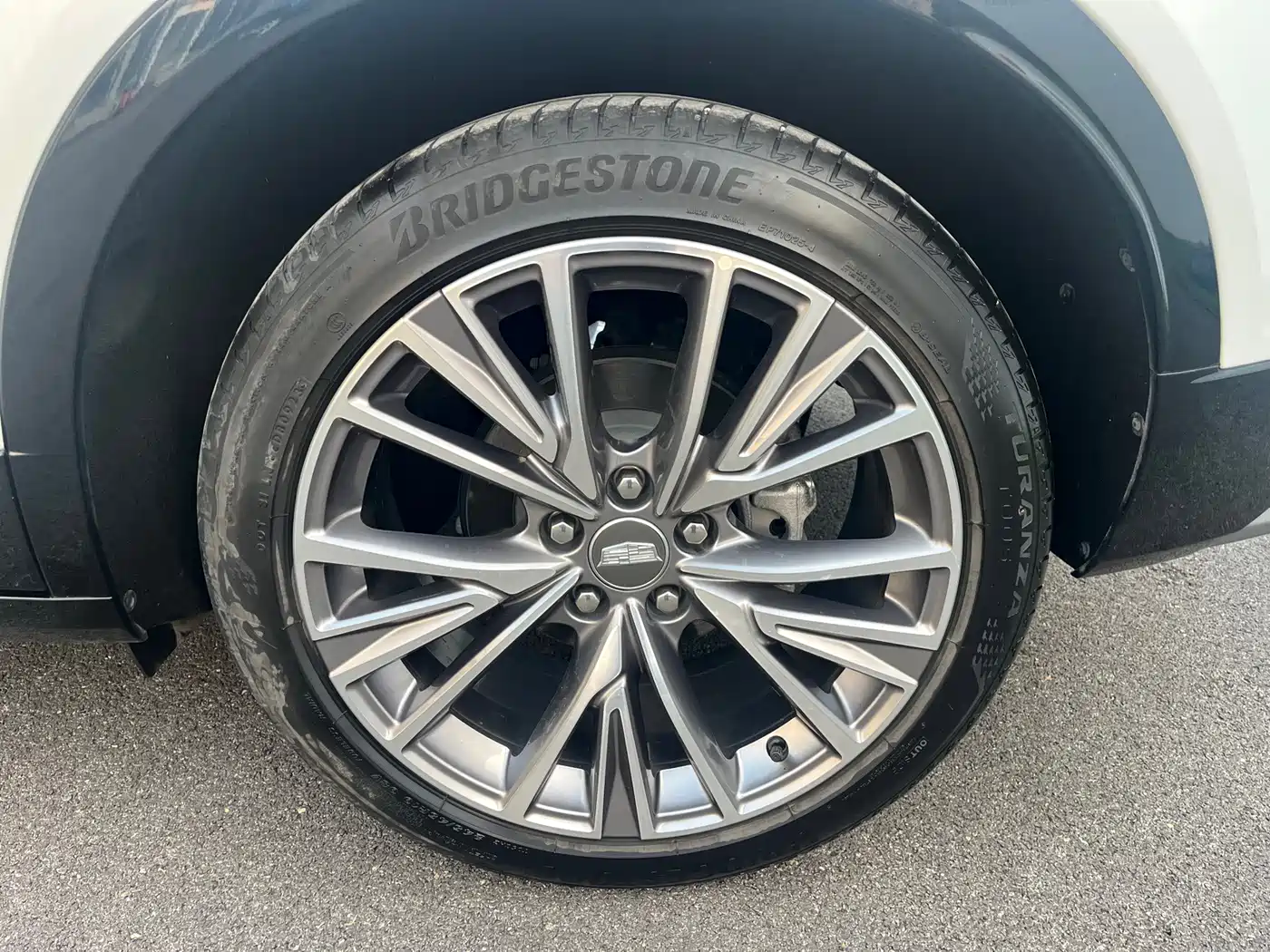 Cadillac GT4 2024 2023 25T Luxury Edition
