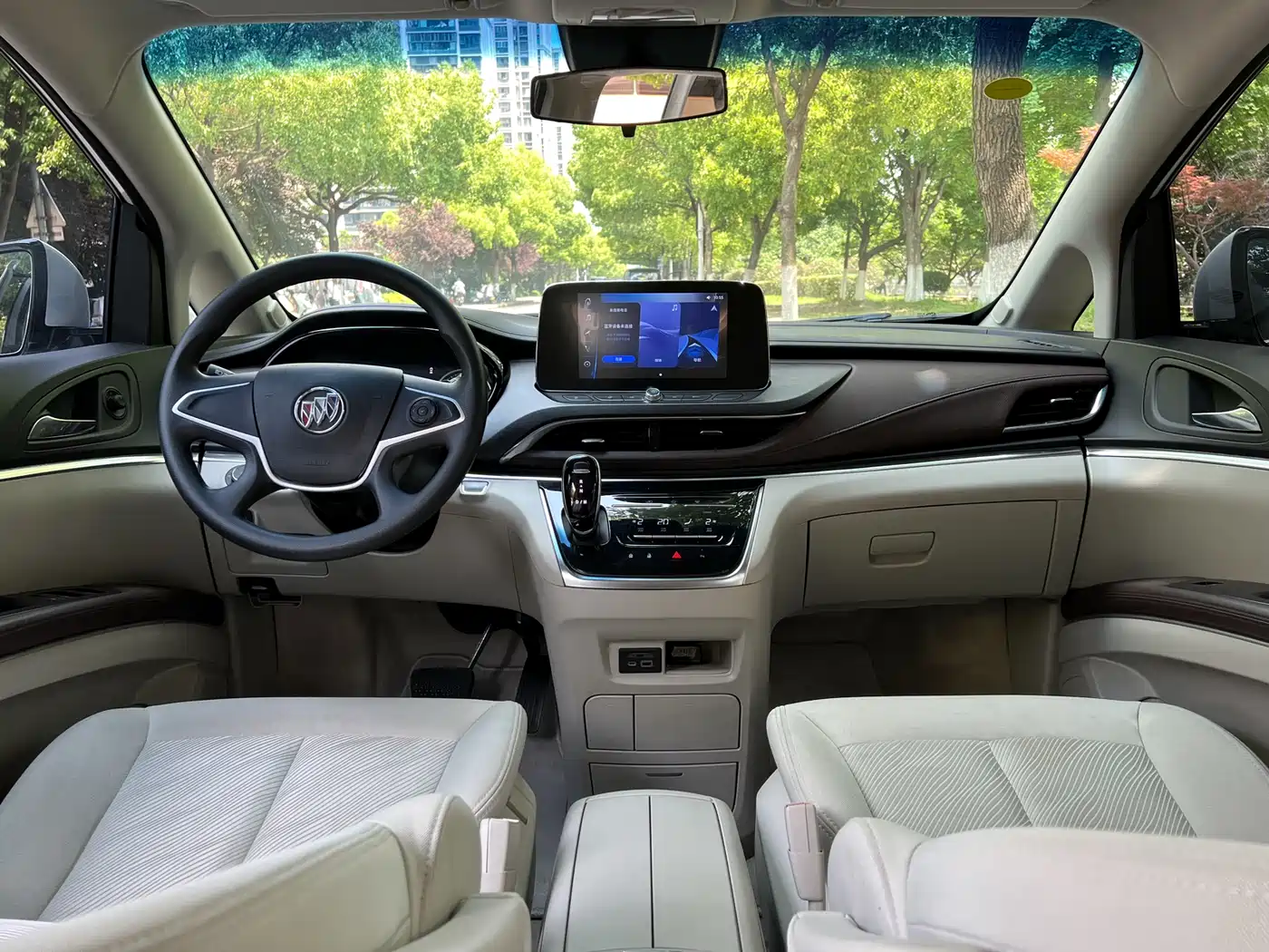 BUICK GL8