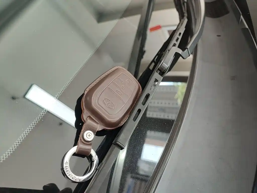 صورة 9 - Toyota Highlander