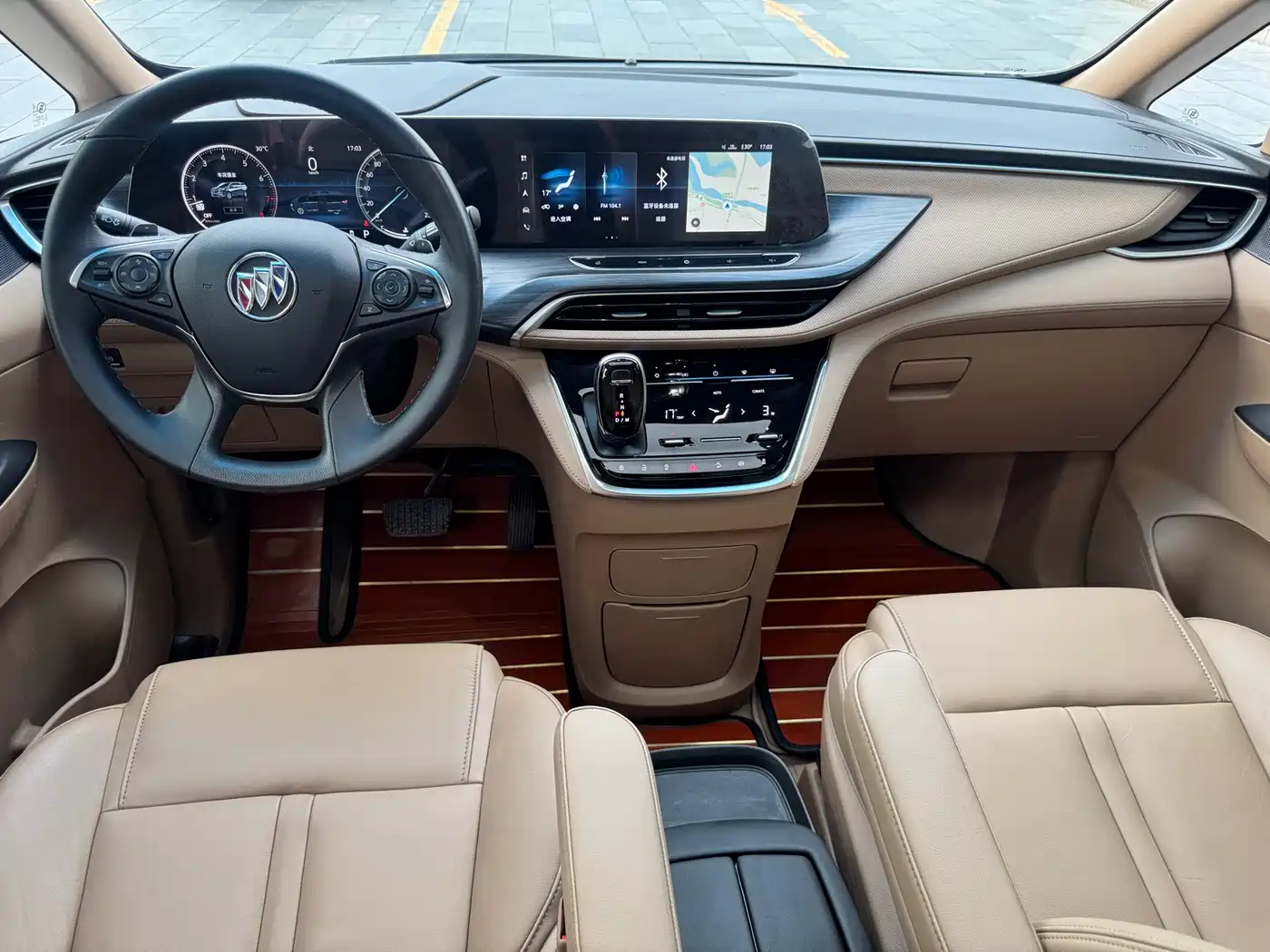 Фото 15 - Buick GL8