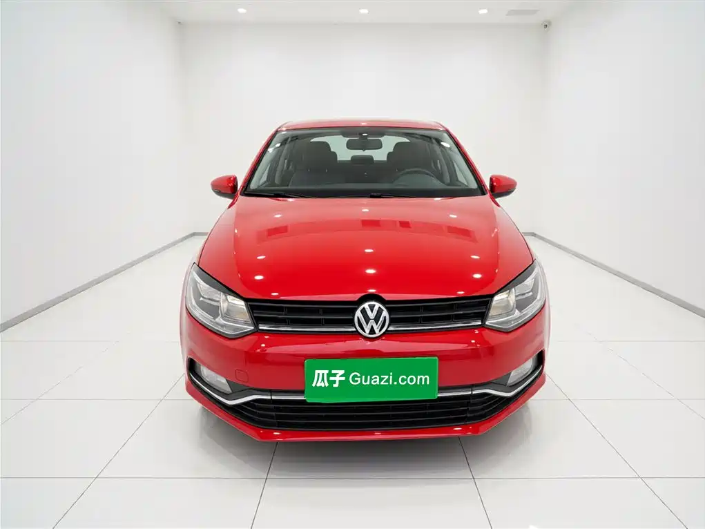 Volkswagen Polo 2016 1.6L Automatic Comfort фото 3