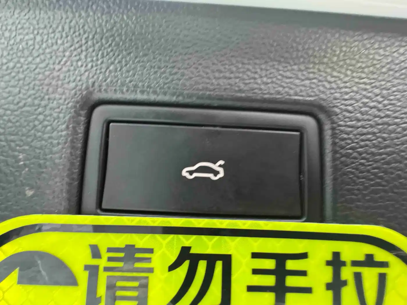 Volkswagen Tayron 2022 280TSI 2WD Luxury Smart Connect Edition фото 19