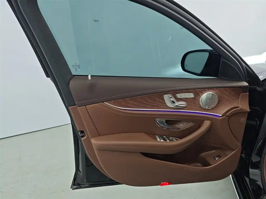Mercedes-Benz E-Class 2021 Facelift E 300 L Luxury фото 19