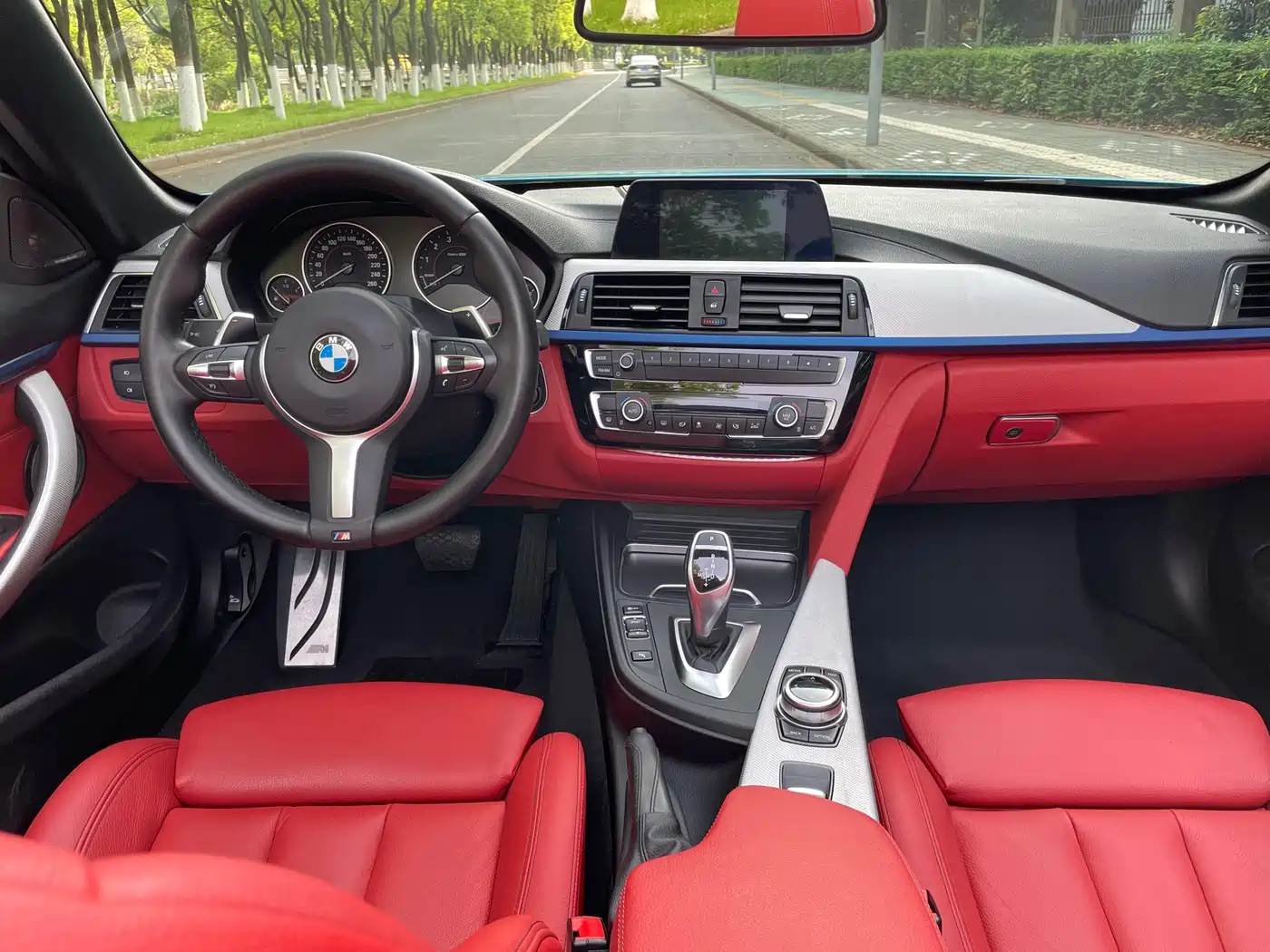BMW 4 Series 2017 425i Convertible M Sport Package фото 10