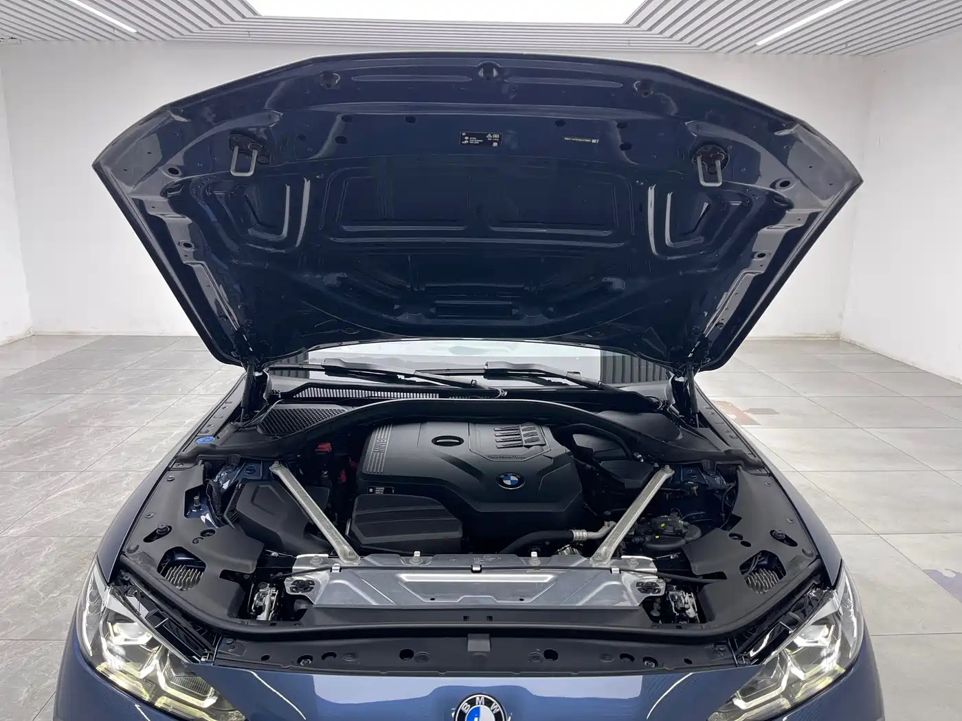 صورة 9 - BMW 4 Series