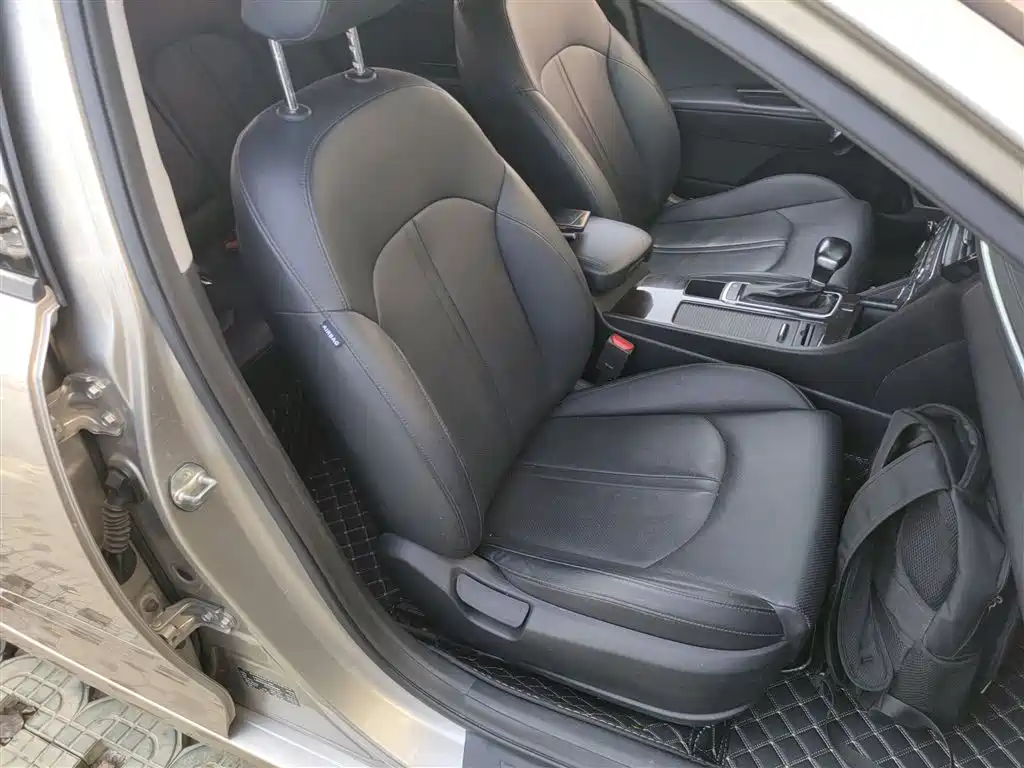 Kia K5 2016 1.6T Automatic LUX фото 20