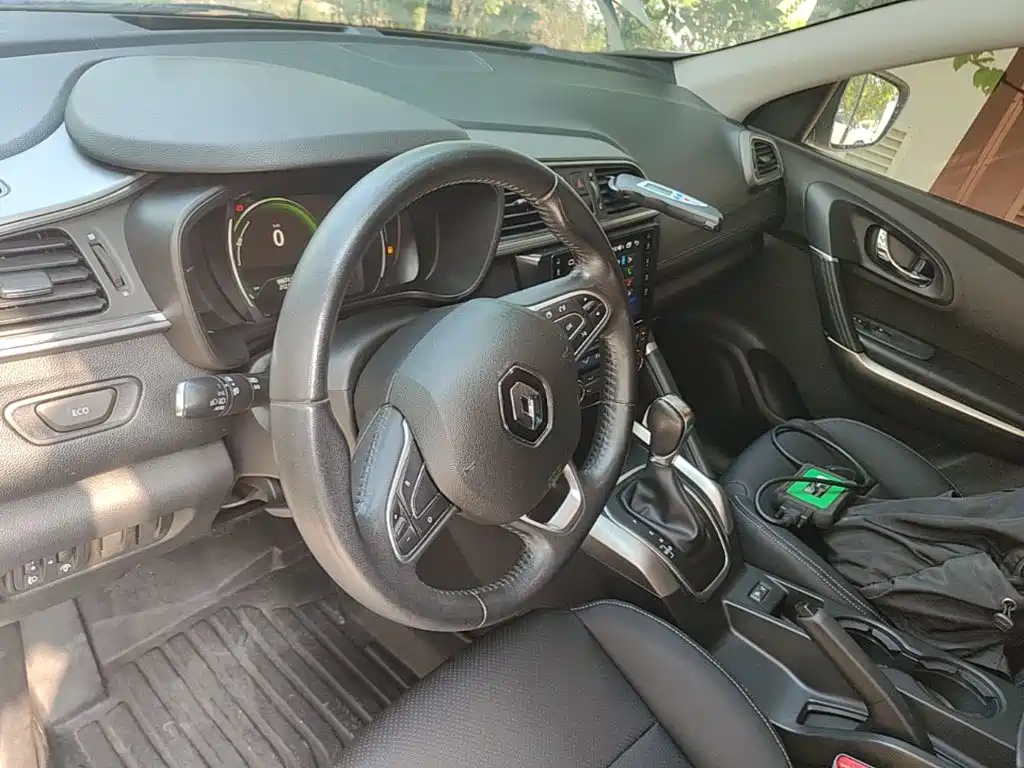 Renault Kadjar 2016 2016 2.0L 2WD Leading