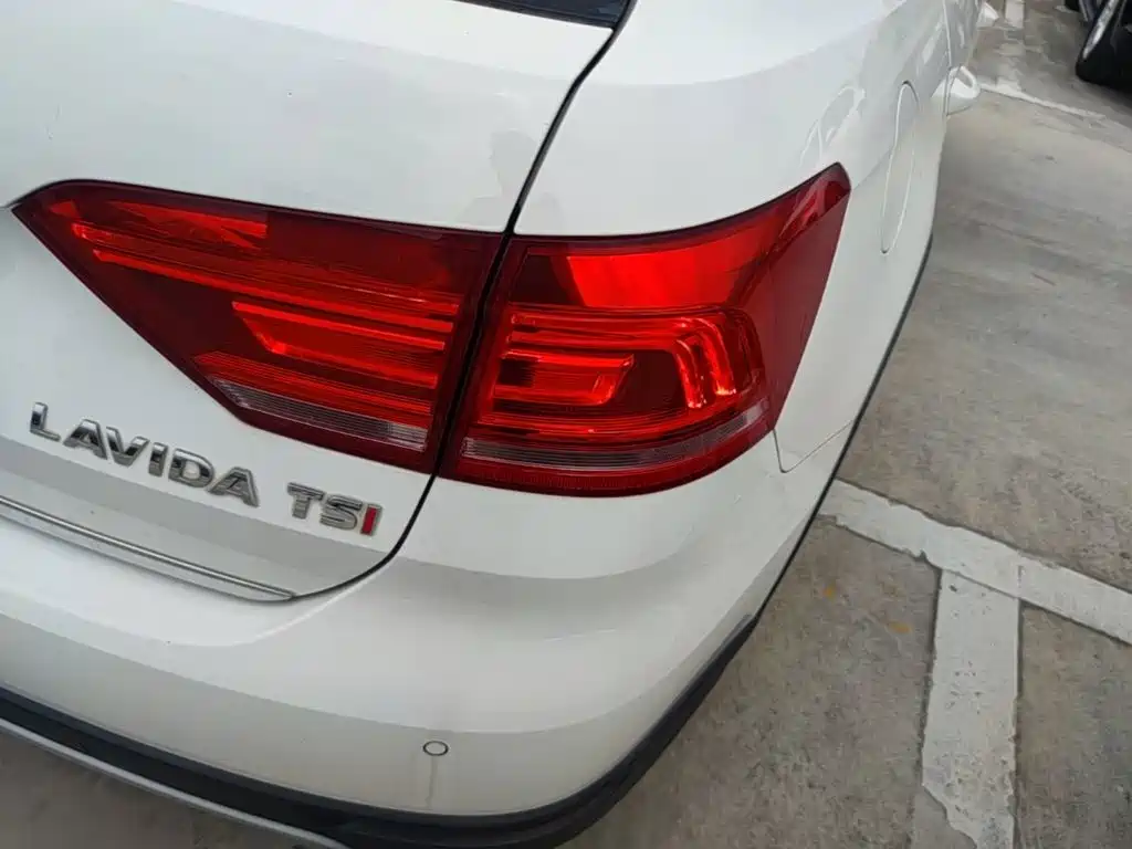 Volkswagen Gran Lavida 2015 2014 1.4TSI DSG