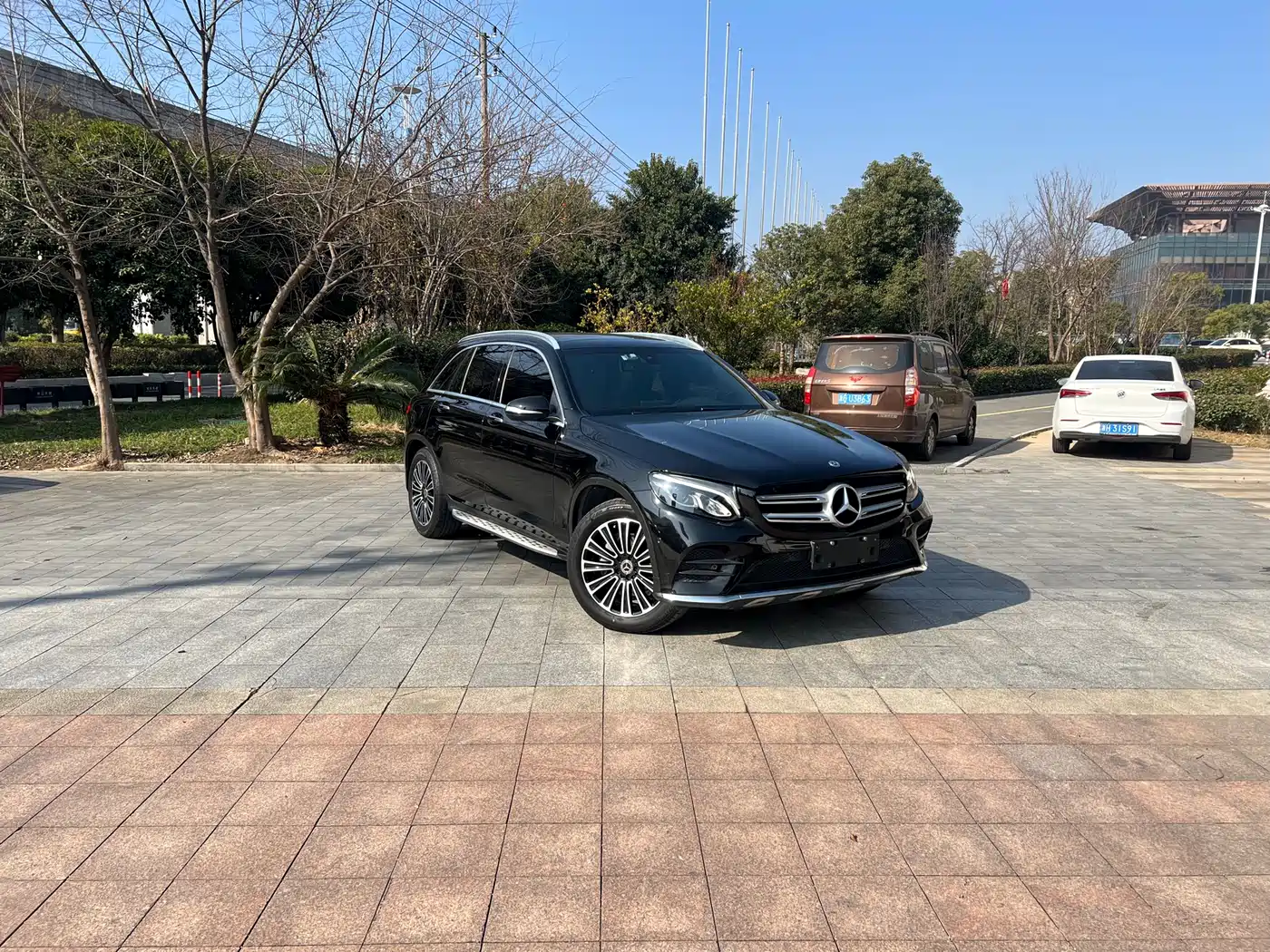 Mercedes-Benz GLC 2019 GLC 260 L 4MATIC Dynamic фото 3