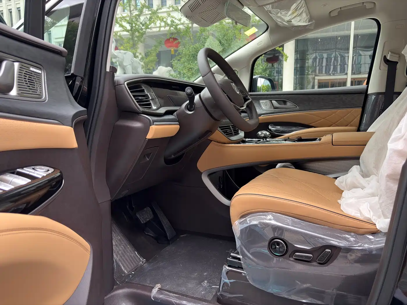 Denza D9 2026 2024 EV 620 Premium