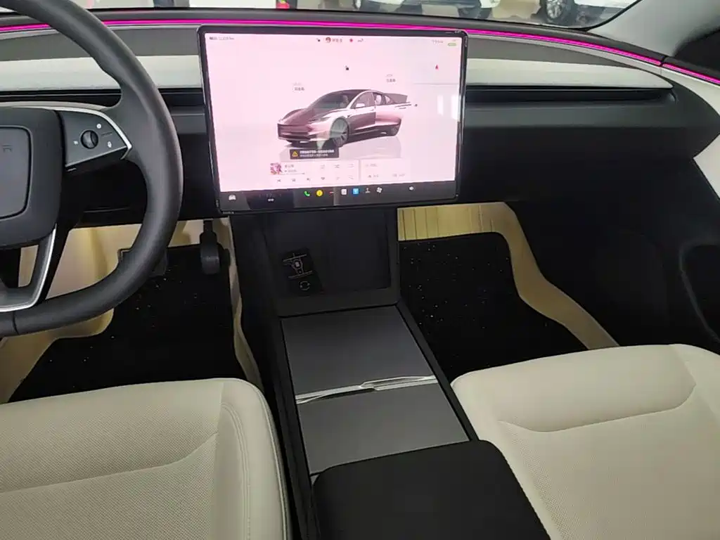 Tesla Model 3 2026 2025 Model Year Facelift Rear-Wheel Drive
