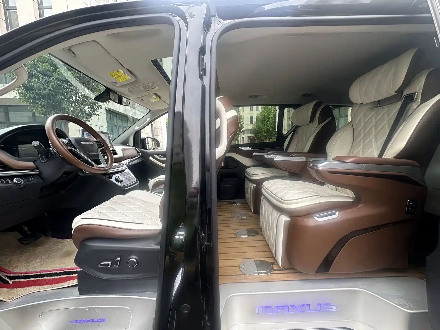 SAIC Maxus Maxus G20 2023 Facelift PLUS 2.0T Diesel Automatic Luxury Edition фото 19
