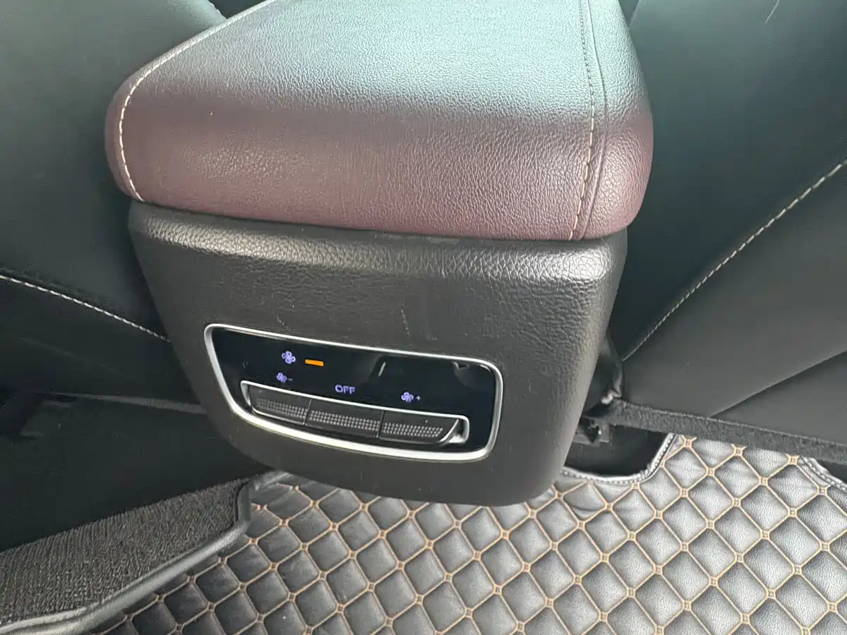 GAC TRUMPCHI TRUMPCHI M6