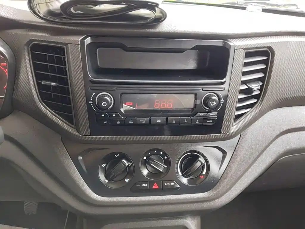 Wuling Motors Wuling Hongguang V 2024 2022 1.5L Power Take Edition Electric Power Steering LAR