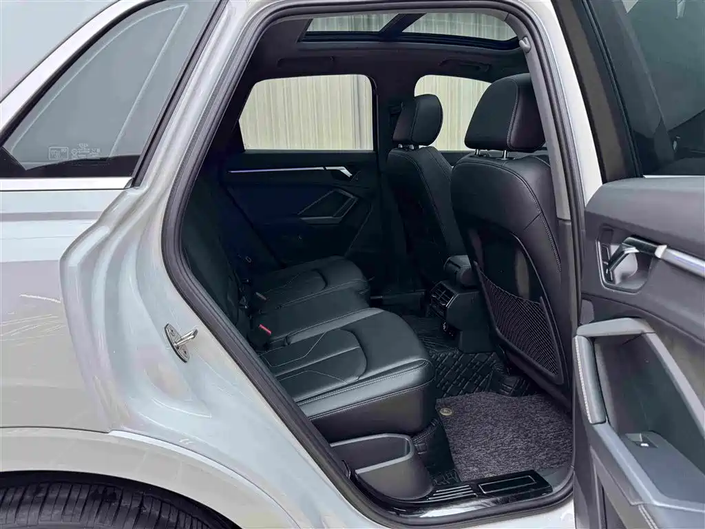 Audi Q3 2024 2024 35 TFSI Fashion Sport